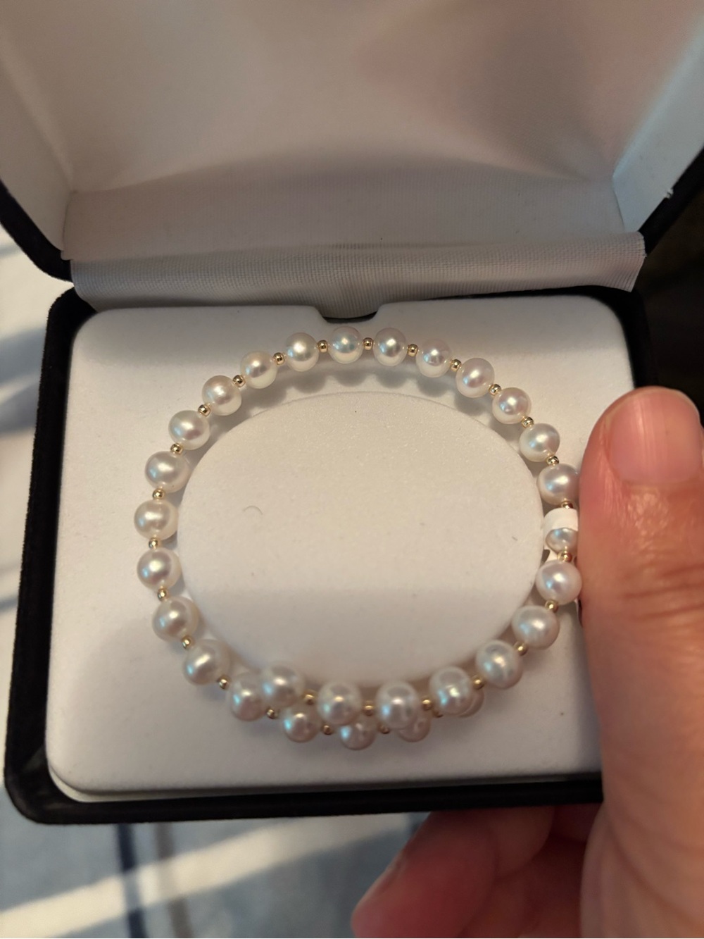 Brand new 14 k gold barda and pearl bangle